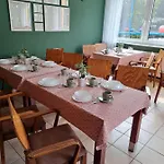Πανσιόν Twoja Przystan Rodzinna *