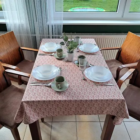 Twoja Przystan Rodzinna ゲストハウス Jastrzębia Góra